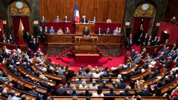 Ar putea modelul Franței să salveze Democrația în România? Care sunt caracteristicile sistemului politic francez