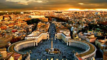 Primăvara este sezonul potrivit pentru o vacanță. Traian Bădulescu, expert în turism: „Dacă vara e momentul sejururilor la mare, primăvara e o perioadă bună pentru city break-uri”