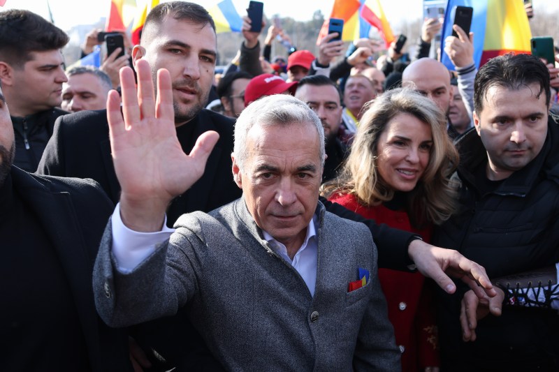 Tabăra suveranistă și-a prezentat planul B, după o întâlnire cu Călin Georgescu. Suveraniștii vor avea acum 2 candidați / Pe ce variante mizează ceilalți competitori politici