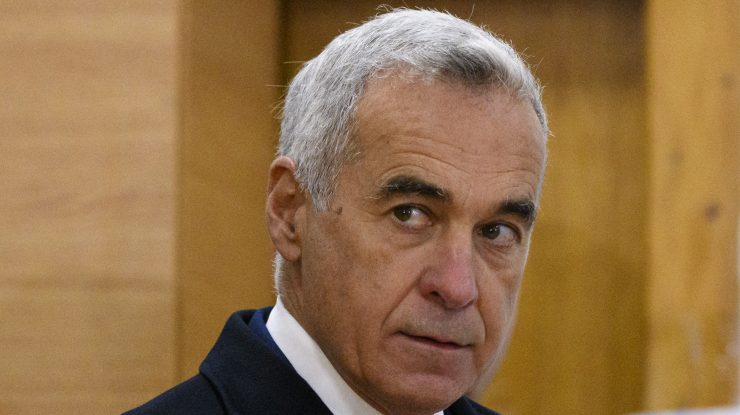 Ultima șansă de candidatură a lui Călin Georgescu se joacă astăzi la Curtea Constituțională / CCR discută azi și sesizarea împotriva candidaturii și Nicușor Dan