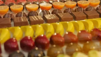 Chocolate Saga te așteaptă să deguști varietatea de arome de ciocolată. Vlad Niculescu, ciocolatier: „Noutatea este un condiment unic din Nepal, piper de Timut”