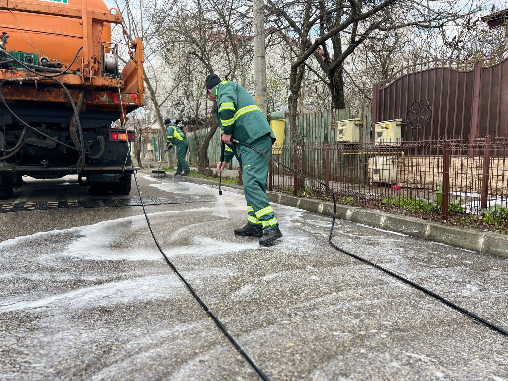 Primăria Sectorului 1 lansează primul site din București care folosește Inteligența Artificială pentru gestionarea curățeniei orașului