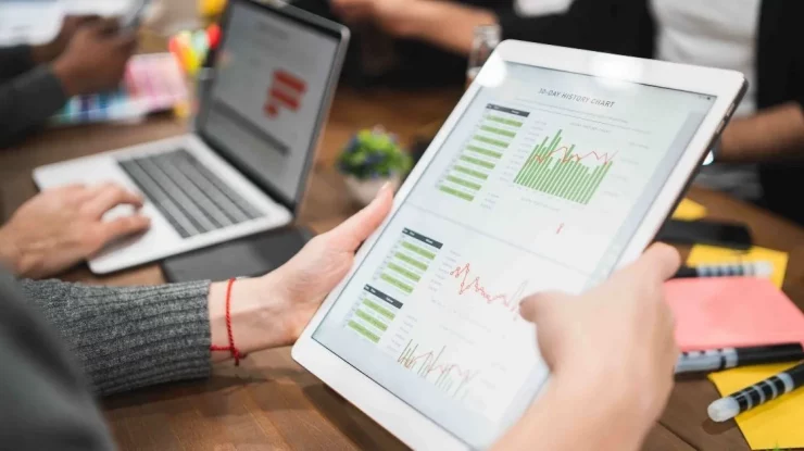 România investește 100 de milioane de euro în digitalizarea administrației publice