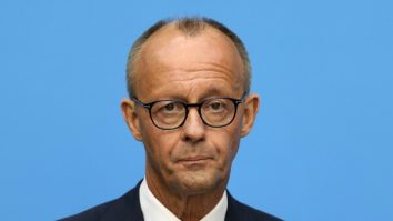 Friedrich Merz propune împărțirea armelor nucleare cu Franța și Marea Britanie. El vorbește și despre creșterea cheltuielilor de apărare
