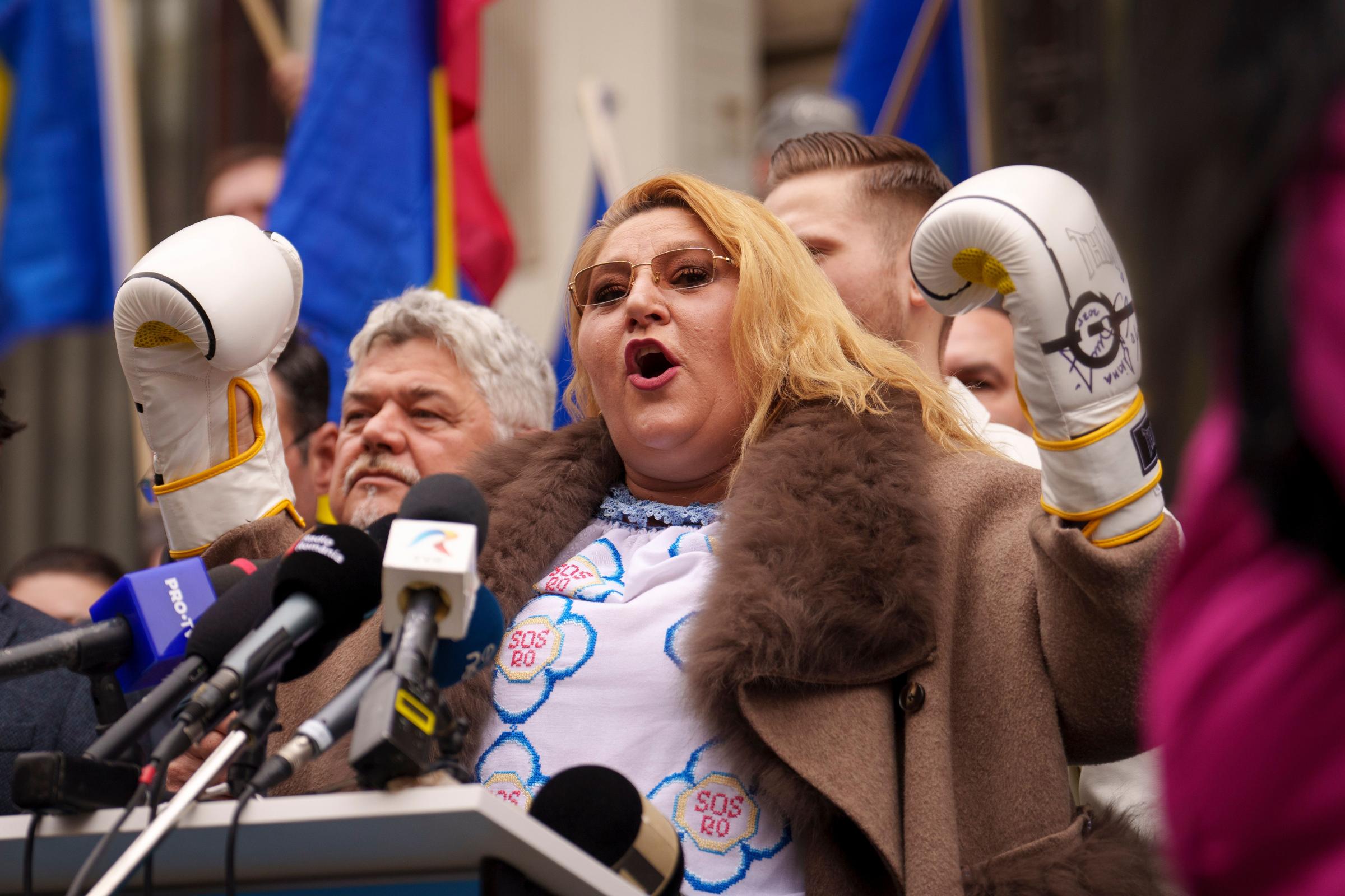 Diana Șoșoacă a fost interzisă pentru trei ani pe teritoriul Ucrainei: Lidera S.O.S i-a trimis o scrisoare lui Putin