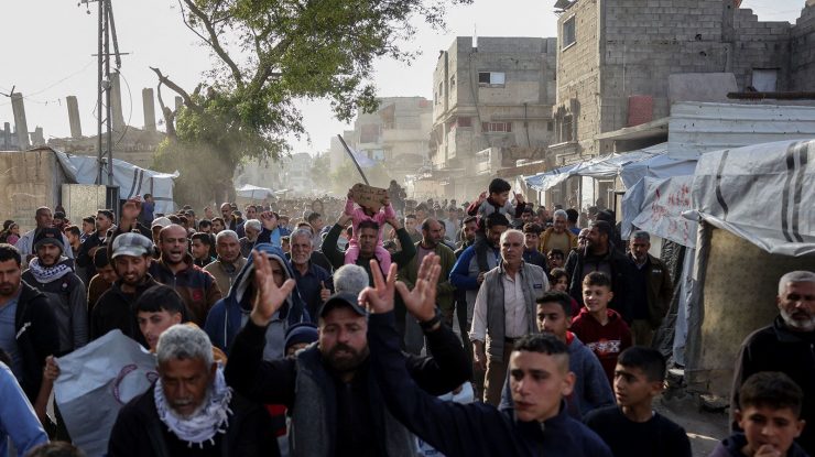 Sute de palestinieni au protestat în Fâșia Gaza: „Hamas să iasă afară”. Cum a reacționat Netanyahu