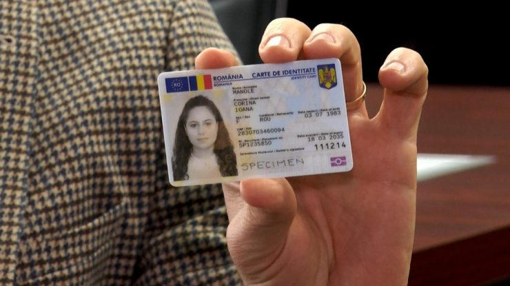 Românii care trăiesc UE, dar nu au domiciliul în România, vor primi cărți electronice de identitate cu valoare de document de călătorie