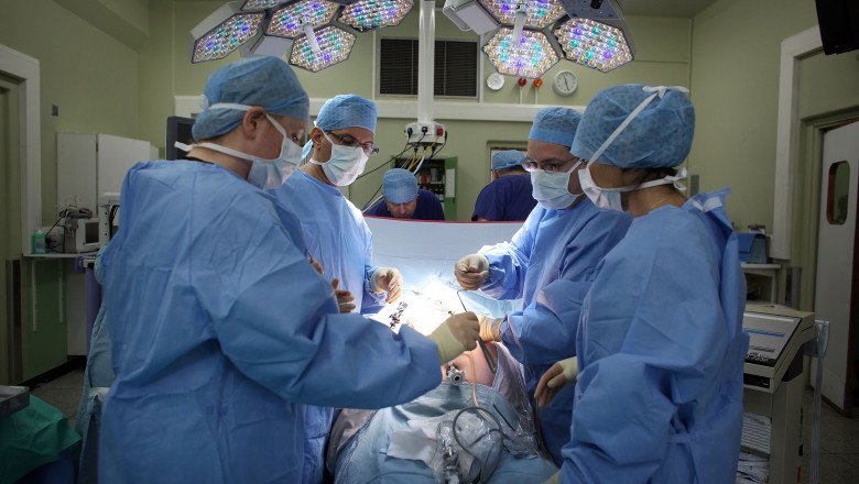 Medicii tineri domină sistemul de sănătate din România. Gindrovel Dumitra, medic: „Suntem pe o statistică favorabilă”
