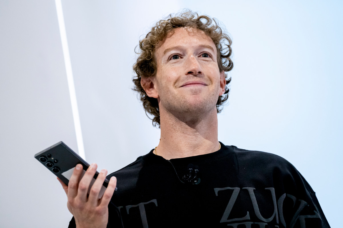 Mark Zuckerberg îl depășește pe Jeff Bezos. CEO-ul Meta devine al doilea cel mai bogat om din lume