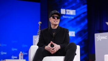 Elon Musk pierde 29 de miliarde de dolari într-o singură zi: Tesla e în a 7-a săptămână de scăderi