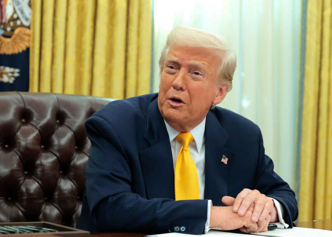 Trump impune taxe vamale de 25% pentru țările care cumpără petrol și gaze naturale din Venezuela