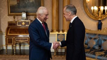 Regele Charles al III-lea s-a întâlnit cu Mark Carney în semn de sprijin simbolic pentru Canada: „Avem multe de recuperat”