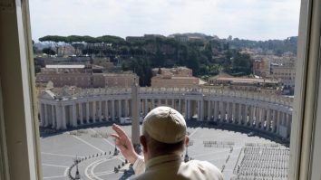 Papa Francisc se recuperează și ar putea reveni la Vatican „în câteva zile”