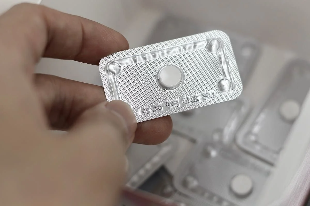 Pilula de a doua zi va putea fi luată gratuit în farmaciile din Anglia. Cum stă România la capitolul contracepție