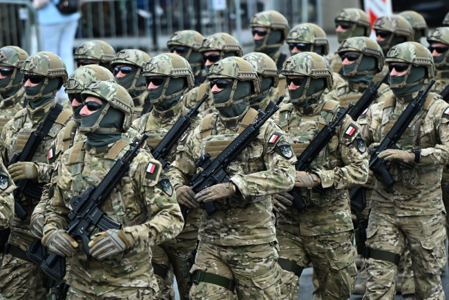 Armata poloneză are provizii pentru a rezista unui atac doar două săptămâni. Ce semnal de alarmă trage șeful Biroului Național de Securitate