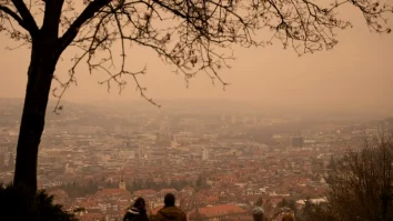 O masă de aer cu particule de praf saharian va ajunge deasupra României. Ce zone vor fi afectate