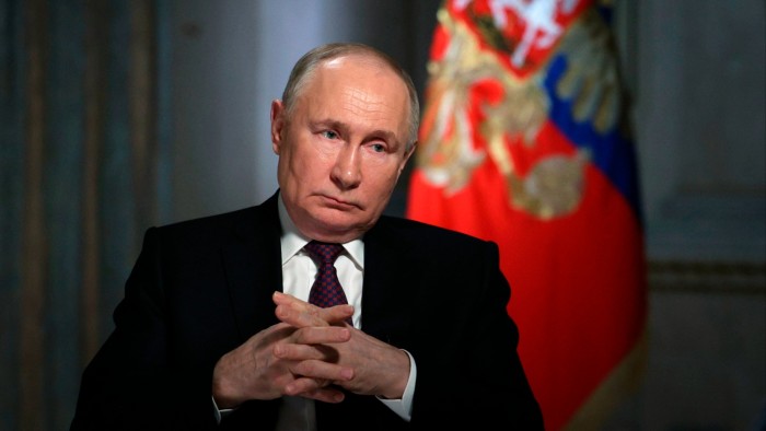 Cum a manipulat Putin SUA în privința Ucrainei? Acordul de încetare a focului eșuează