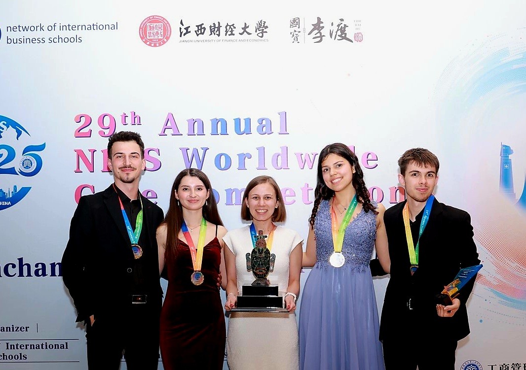 Echipa UBB a câștigat medalia de aur la „NIBS Worldwide Case Competition”. Boroș Richard: „Asta înseamnă că toate eforturile noastre sunt răsplătite”