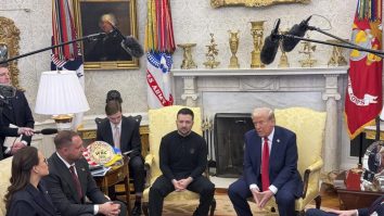 Zelenski își cere scuze pe jumătate de la Trump: ️ „Întâlnirea noastră de vineri la Casa Albă nu a decurs așa cum era planificat. E timpul să reparăm totul. Ucraina e gata să vină la masa negocierilor”