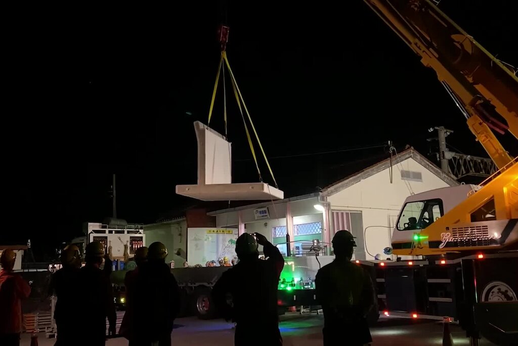 Gara apărută peste noapte: Japonia construiește o stație de tren în doar 6 ore