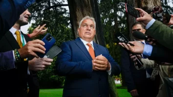 Viktor Orbán introduce Inteligența Artificială în învățământul superior din Ungaria