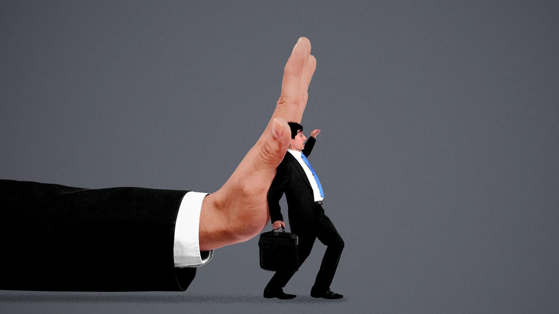 Gata cu munca de acasă: Cu ce beneficii îi ademenesc angajatorii pe cei care nu vor să revină la birou