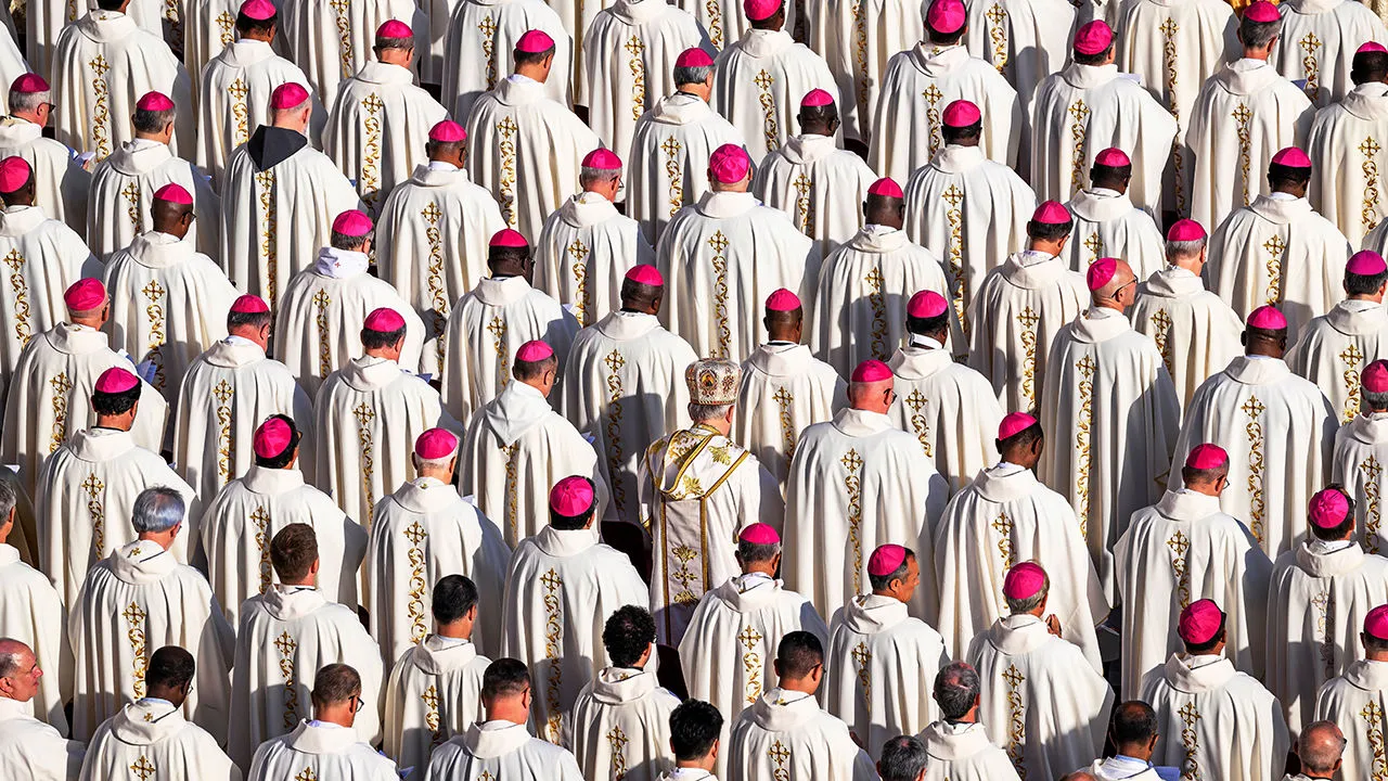 Cine va fi următorul Papă? Cei cinci cardinali favoriți care ar putea prelua rolul de Suveran Pontif