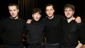 A fost dezvăluită distribuţia pentru proiectul biografic în patru părţi despre The Beatles. Cine sunt actorii din „Fab Four”