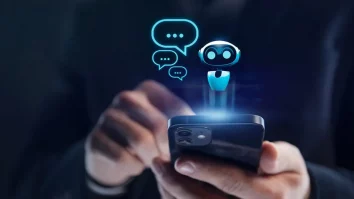 Tot mai mulți bărbați creează relații intime cu chatboți personificați. Marius Luican, director Reveal: „Se ajunge în astfel de situații cu persoane care sunt îndepărtate social”