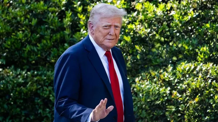 Trump reduce impactul tarifelor vamale asupra producătorilor auto americani. Măsura este prezentată ca o „victorie” pentru politica sa comercială