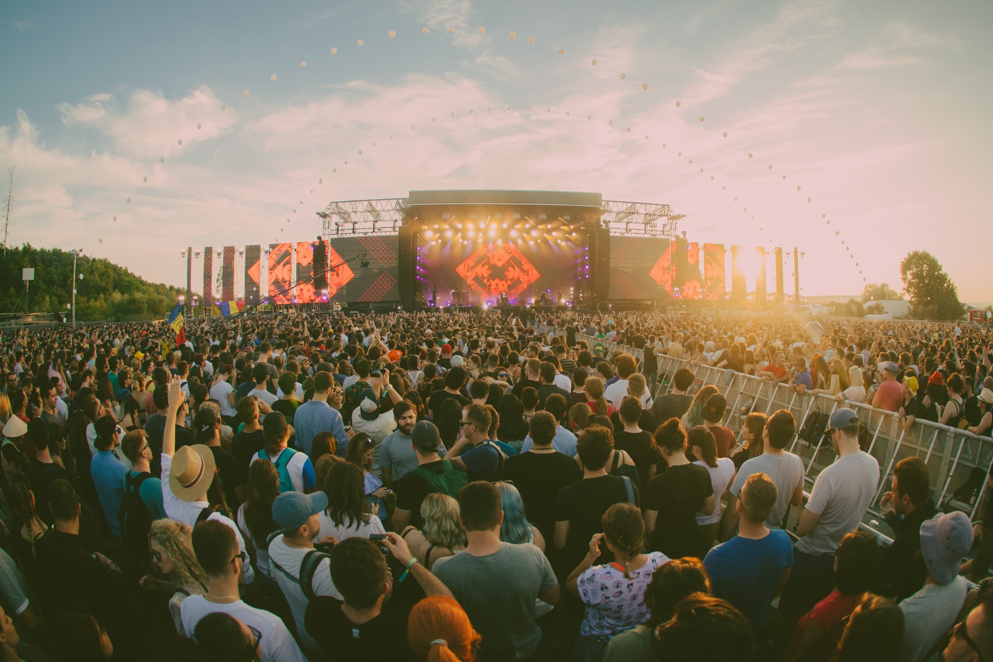 Electric Castle și-a anunțat line-up-ul complet pentru ediția din acest an. Ce artiști trebuie să vezi la festival