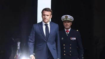 Macron solicită „acțiuni puternice” împotriva Rusiei dacă va continua să refuze pacea și să atace zonele civile: „E nevoie de o încetare a focului cât mai curând”