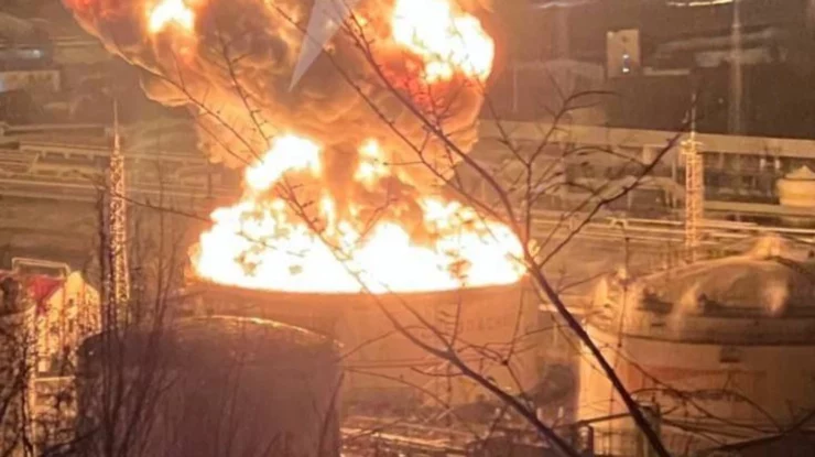 Un incendiu a fost declanșat la un depozit militar din regiunea Vladimir în Rusia. Starea de urgență a fost declarată în districtul Kirzhach