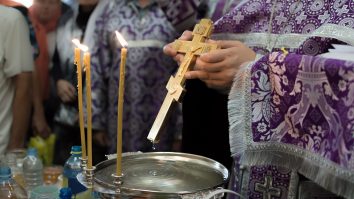 Astăzi, aproape 1,5 milioane de români își celebrează numele de Florii. Peste 630.000 dintre sărbătoriți sunt femei