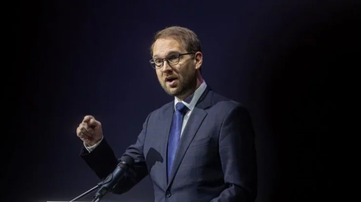 USR o înlocuiește cu forța pe Elena Lasconi. Dominic Fritz este noul reprezentant al Partidului