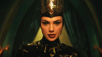 „Albă ca Zăpada” a fost interzis în cinematografele din Liban din cauza prezenței lui Gal Gadot. Actrița e pe „lista de boicot” a țării