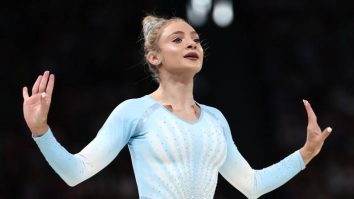 Sabrina Maneca Voinea câștigă aurul la sol la Cupa Mondială de la Doha