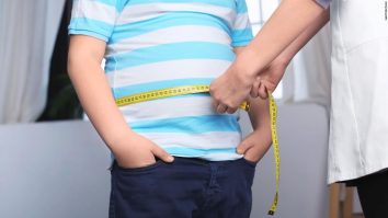 32% dintre băieți și 28% dintre fete suferă de obezitate în România. Alexander Florescu, instructor de fitness: „Trebuie să facem o prioritate din a face sport”