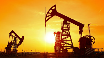 Ce spun economiștii despre prețul petrolului în contextul conflictului din Orientul Mijlociu? Unii văd un scenariu asemănător celui de după invazia Rusiei în Ucraina din 2022