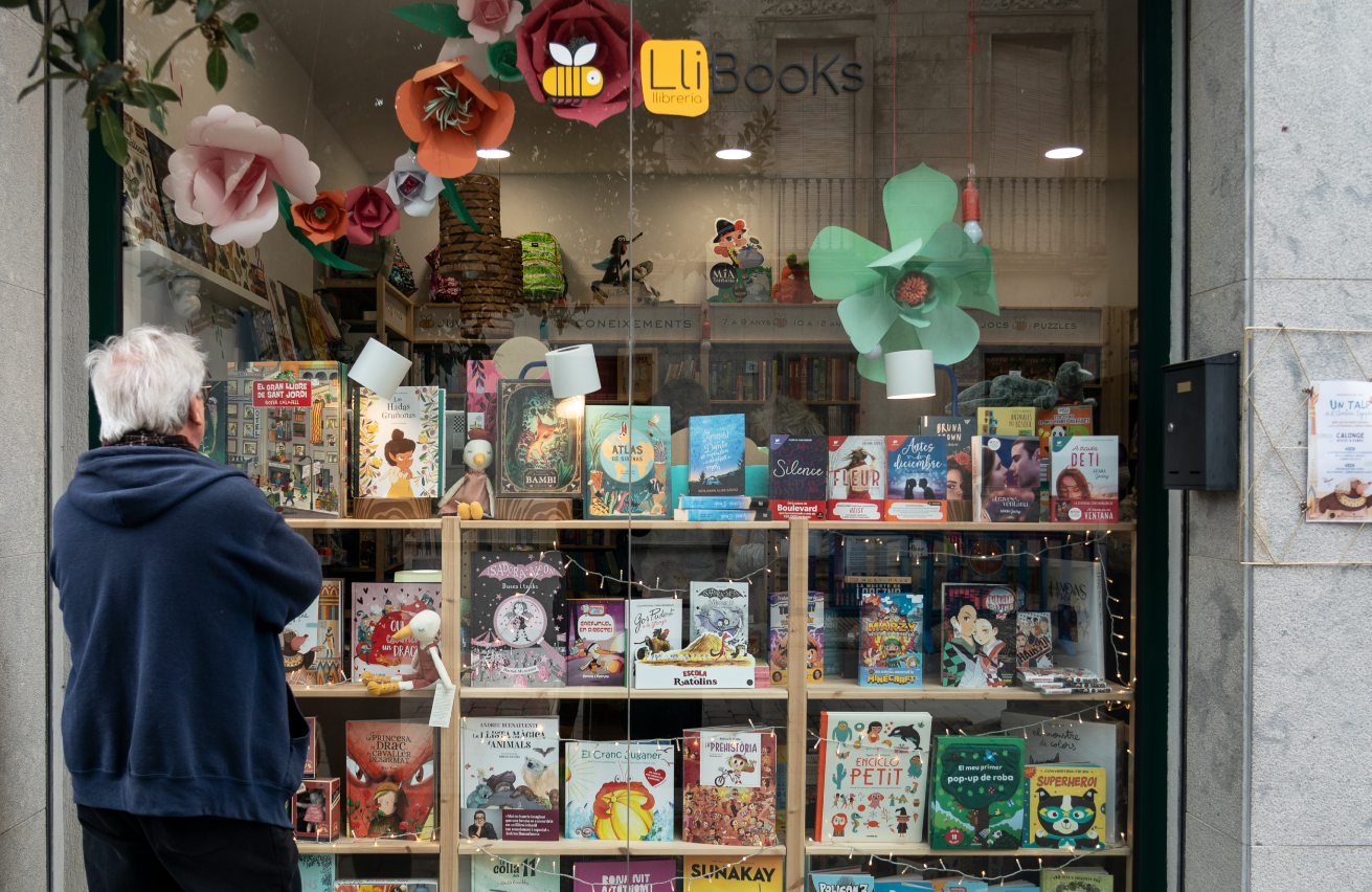 Satul catalan salvat de librării: Cum a devenit Calonge primul „booktown” cu zeci de mii de turiști