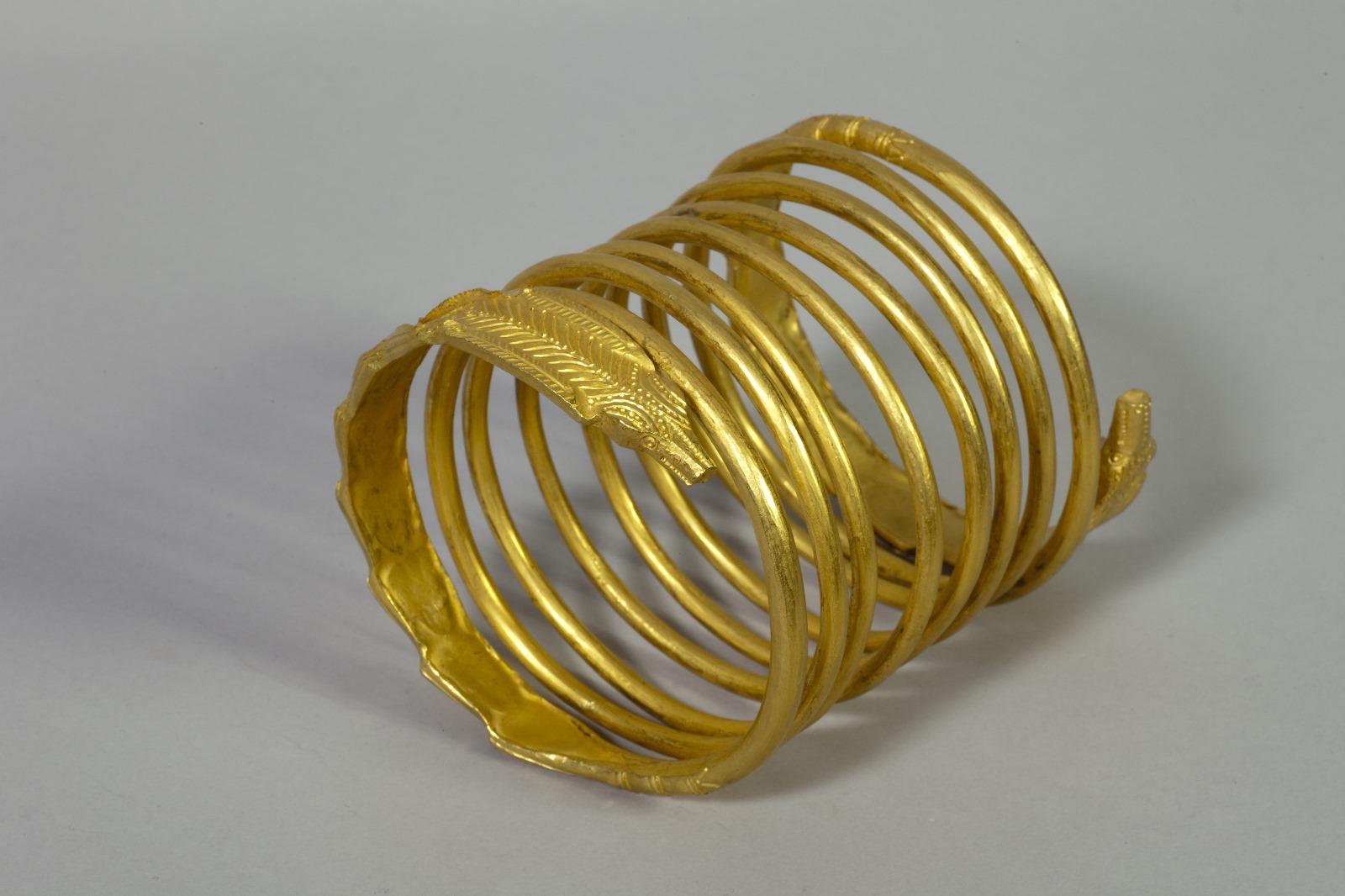 Poliția olandeză a arestat un al cincilea suspect în cazul furtului Tezaurului Dacic de la Muzeul Drents