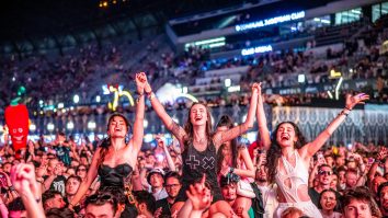 ZF cere interzicerea minorilor la festivaluri, care devin o poartă către droguri