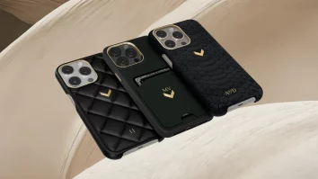 Utilizatorii renunță la husele de protecție pe măsură ce telefoanele devin mai rezistente. Cum ai grijă de smartphone-ul tău