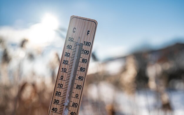 Aerul arctic părăsește România începând din weekend. La ce temperaturi să te aștepți