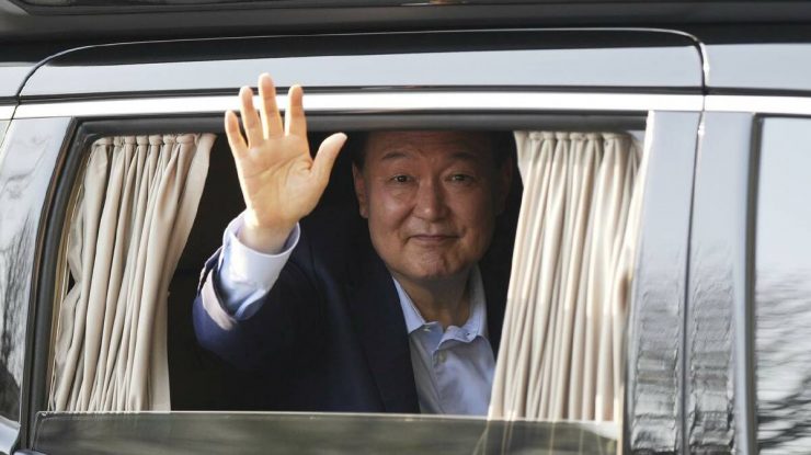 Coreea de Sud începe procesul de insurecție criminală al Președintelui Yoon. Liderul susține că legea marțială „nu a fost o lovitură de stat”