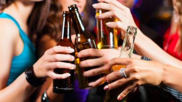 Raport: România este pe primul loc la consumul de alcool, față de țările OCDE