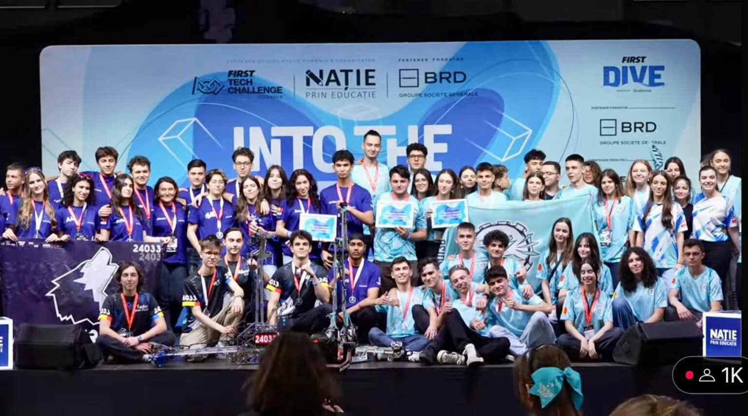 Echipa Alphatronic de la Transylvania College Cluj a doborât recorduri mondiale la Campionatul FIRST. Răzvan Grădinaru, lider tehnic: „Avem printre primii trei cei mai buni roboți din lume”