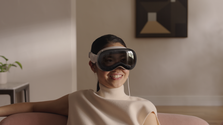 Apple dezvoltă două căști VR, inclusiv una care va funcționa împreună cu Mac-urile. Compania vizează un design ușor și prețuri accesibile