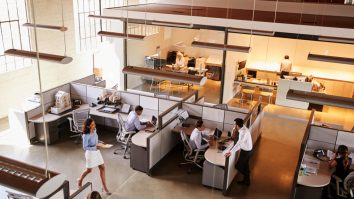 Tinerii sub 28 de ani nu mai vor să muncească pentru un patron. Cei din Generația Z aleg multinaționalele cu povești de succes