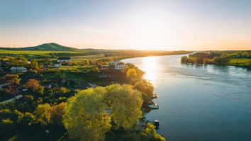 De ce este Delta atât de specială pentru turiști? Traian Bădulescu: „Nu există nicăieri o deltă așa de mare și de bine conservată și protejată”